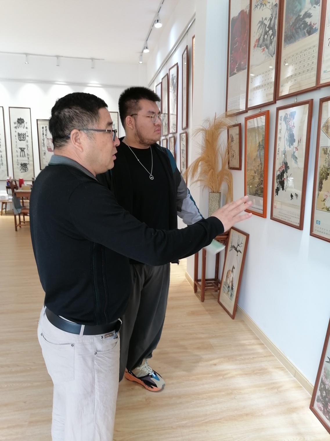 光明區(qū)新湖街道北崗村漢詩十三行基地舉辦名家書畫作品展